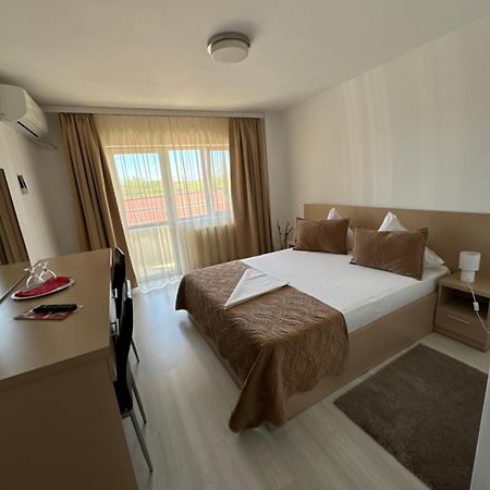 Fast Airport Accomodation Otopeni Luaran gambar