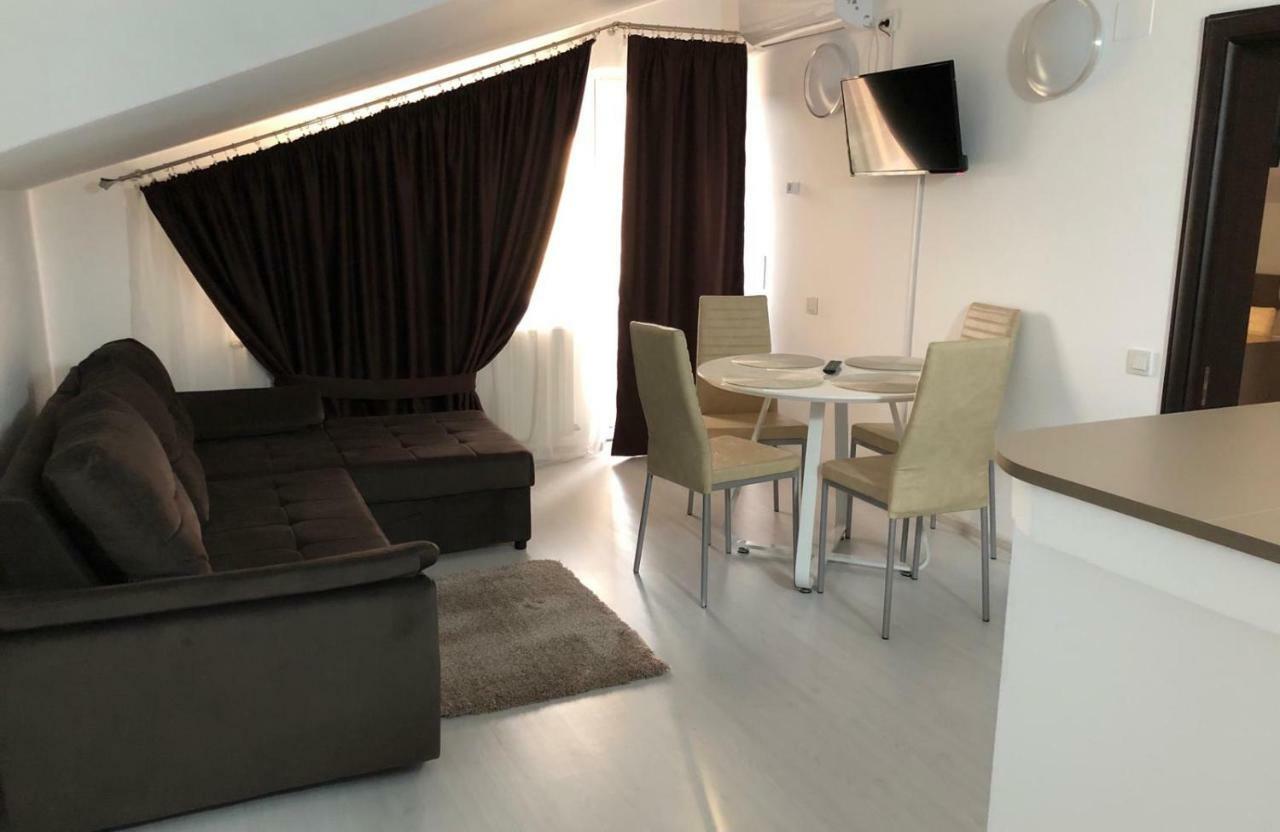 Fast Airport Accomodation Otopeni Luaran gambar